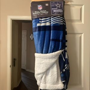 New Dallas Cowboys Throw Blanket NWT